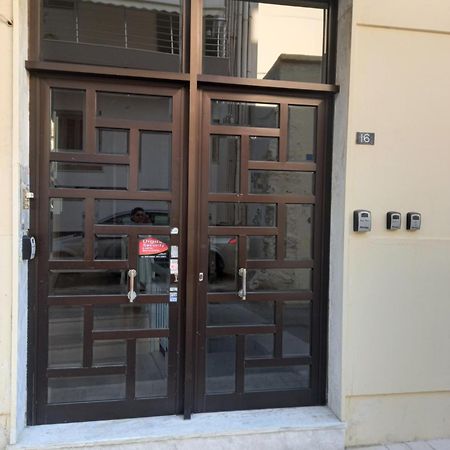 Happy Twins Apartment Heraklion  ภายนอก รูปภาพ