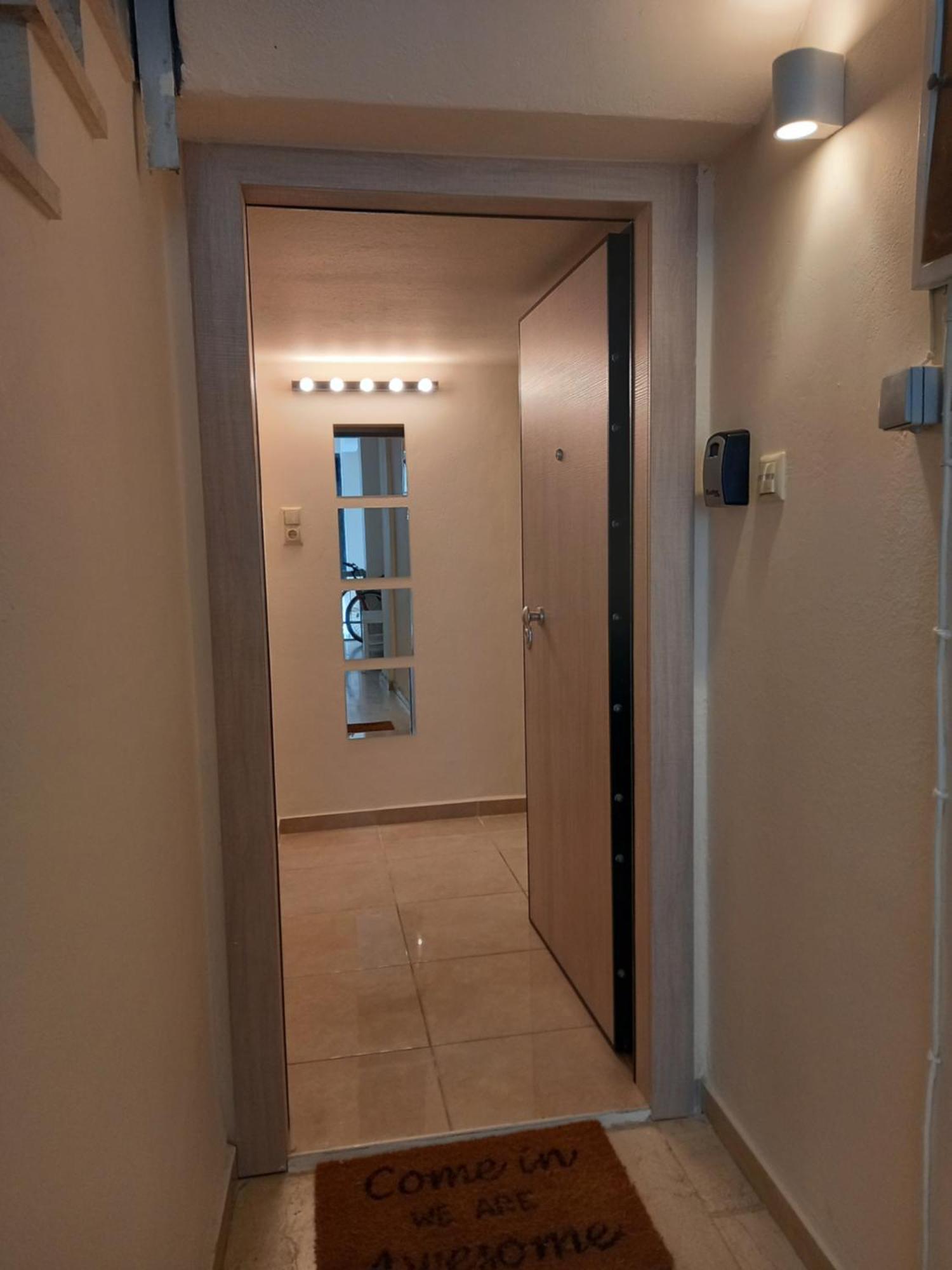 Happy Twins Apartment Heraklion  ภายนอก รูปภาพ