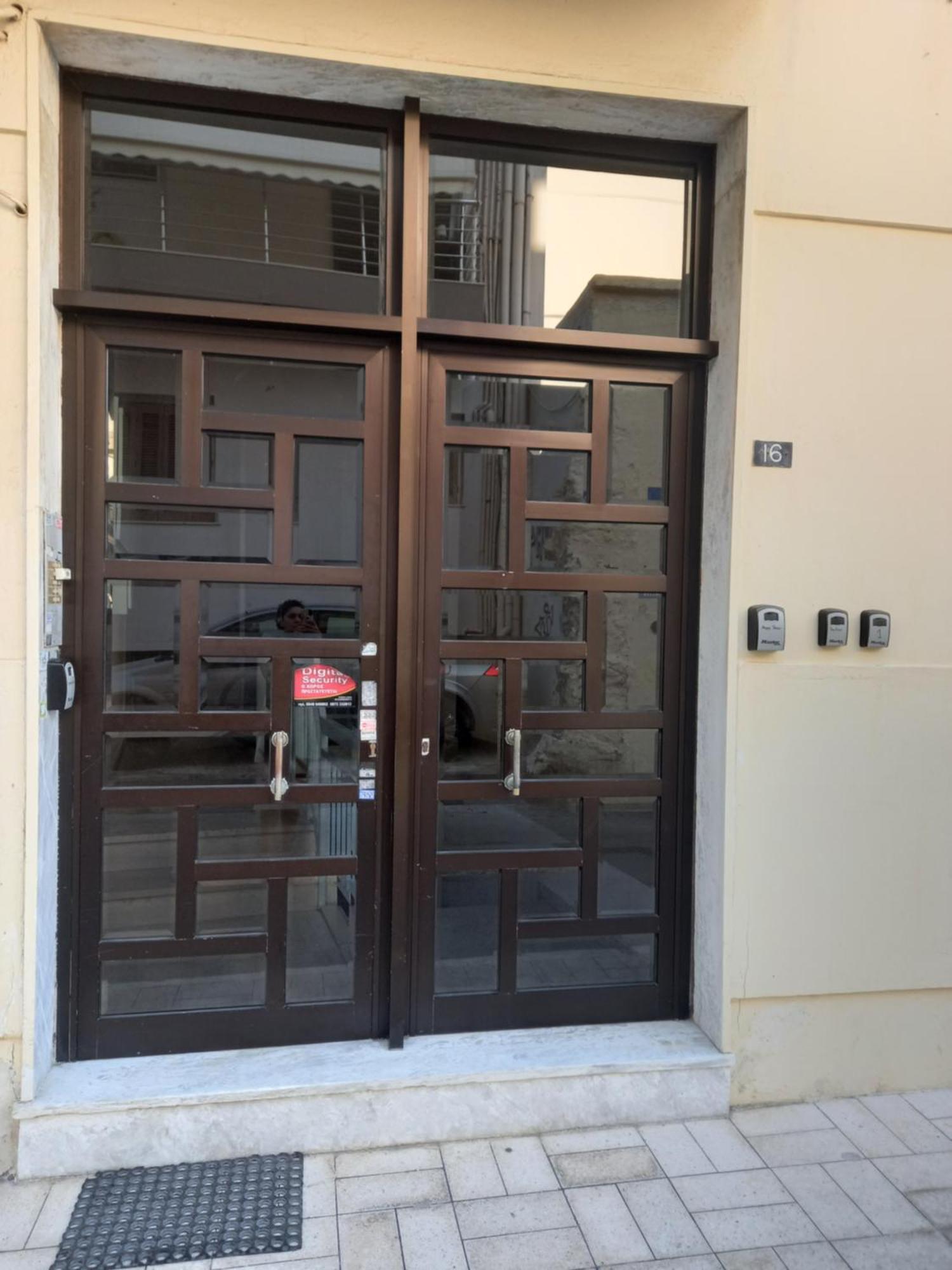 Happy Twins Apartment Heraklion  ภายนอก รูปภาพ